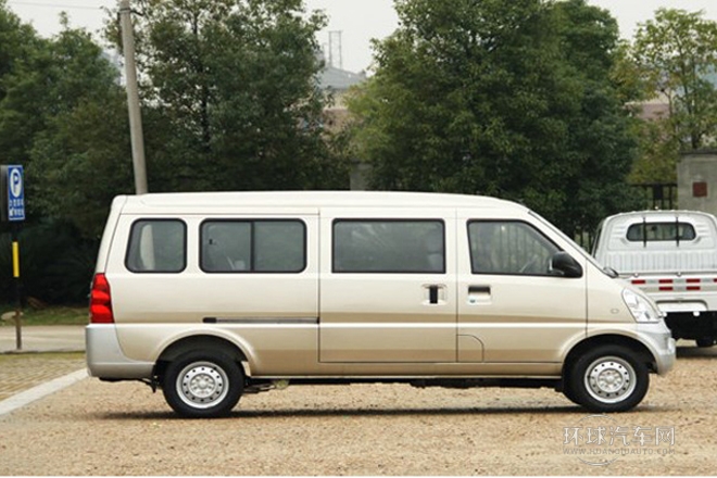 2012款 1.5L加長基本型