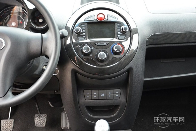 2013款 國際版 1.0L 豪華型