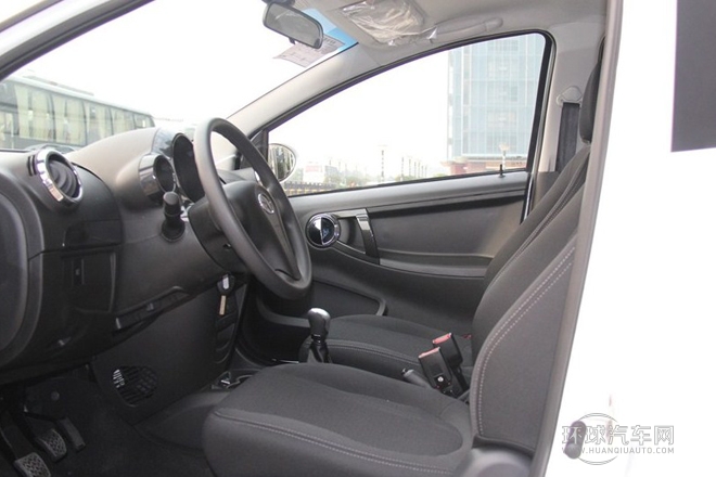 2013款 國際版 1.0L 豪華型