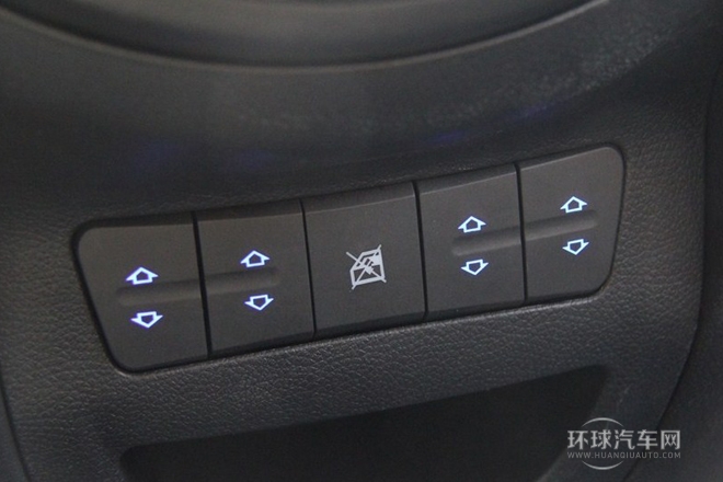 2013款 國(guó)際版 1.0L 豪華型