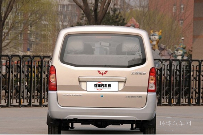 2011款 1.2L標(biāo)準(zhǔn)型