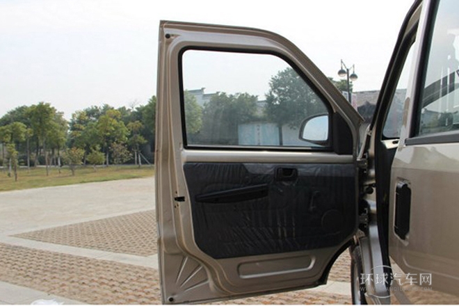 2011款 1.5L基本型