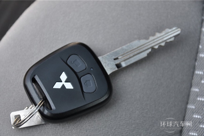 2012款 1.6L 手動舒適版Sei