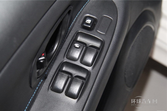 2012款 1.6L 手動豪華版Exi