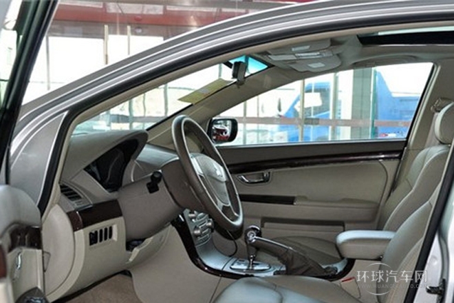 2012款 2.4L 尊貴升級版