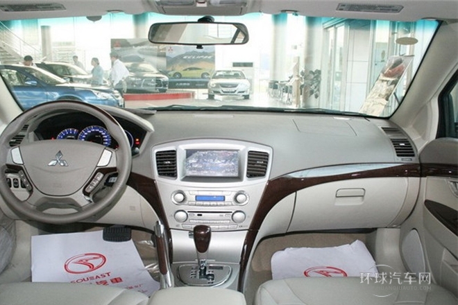 2012款 2.4L 旗艦升級(jí)版