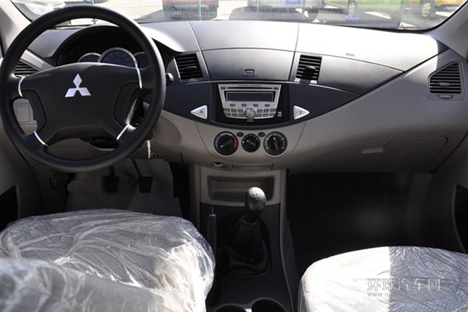 2011款 2.0L 手動擋經(jīng)典型