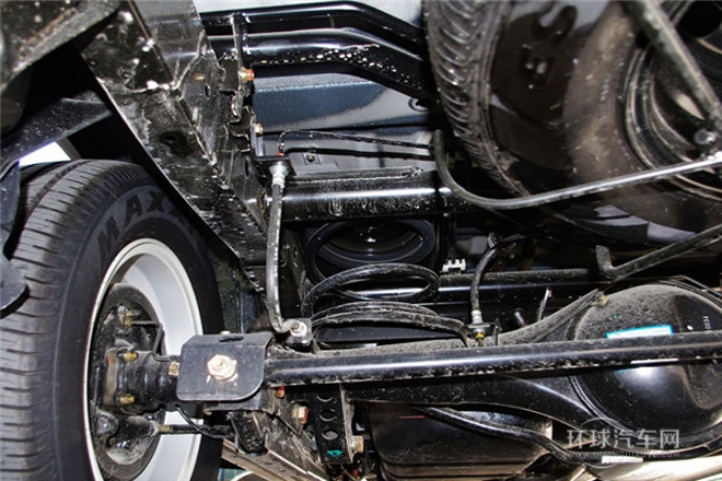 2011款 2.0L 手動(dòng)擋豪華型