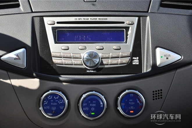 2011款 2.0L 自動擋豪華型