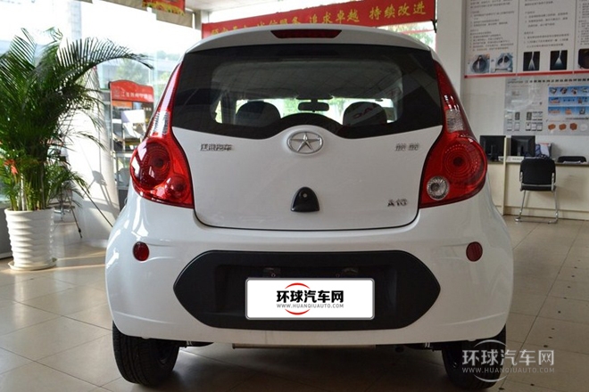 2013款 國際版 1.0L 舒適型