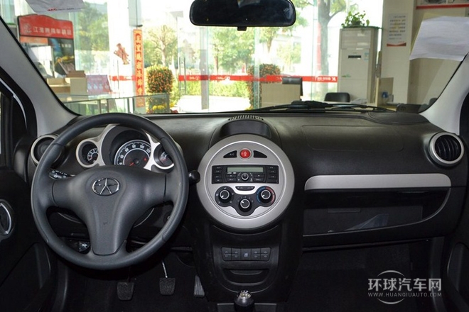 2013款 國際版 1.0L 舒適型