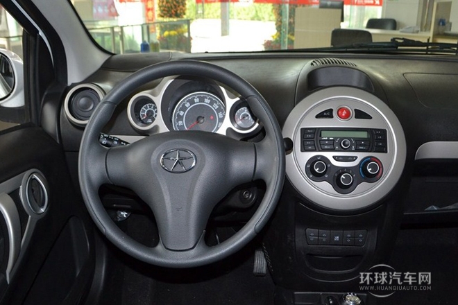 2013款 國際版 1.0L 舒適型