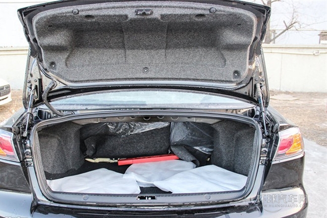 2013款 風(fēng)尚版 1.6L 手動經(jīng)典型