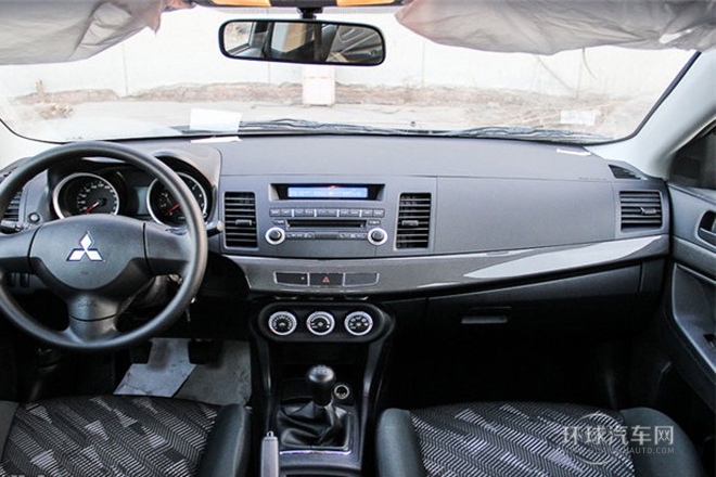 2013款 風尚版 1.6L 手動經典型