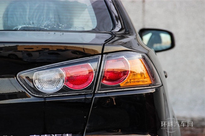 2013款 風尚版 1.6L 手動經典型