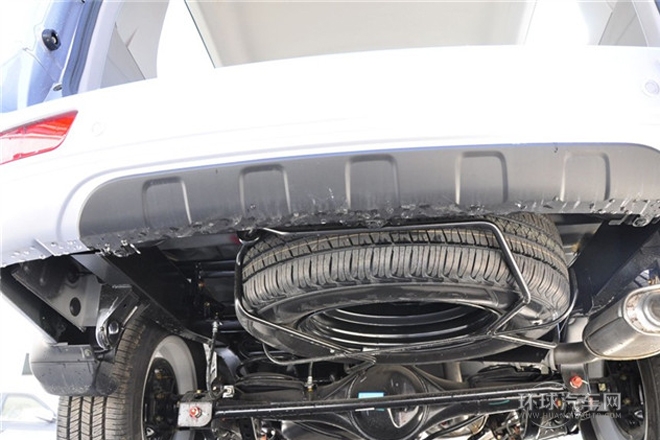 2013款 風(fēng)尚版 1.6L 手動(dòng)豪華型