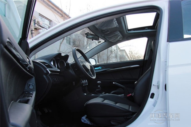 2013款 風尚版 1.6L 手動豪華型