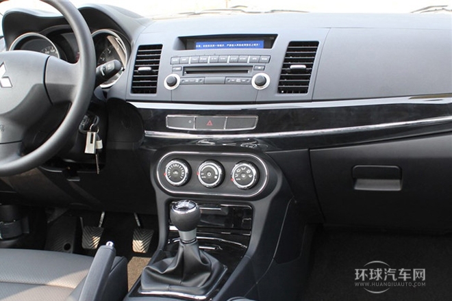 2013款 風尚版 1.6L 手動豪華型