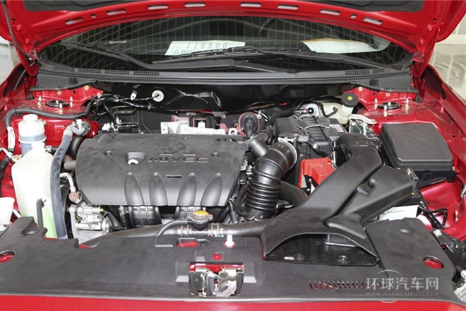 2013款 時(shí)尚版 1.8L 手動睿智型