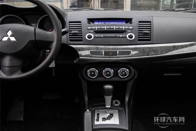 2013款 時尚版 1.8L CVT舒適型