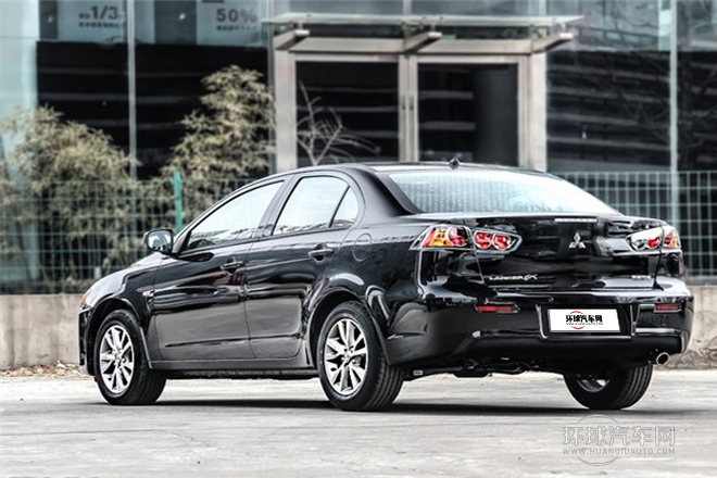 2013款 時(shí)尚版 1.8L CVT舒適型