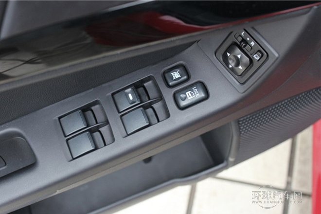 2013款 致尚版 1.8L 手動豪華型