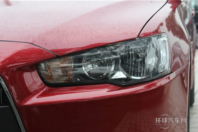 2013款 致尚版 1.8L 手動豪華型