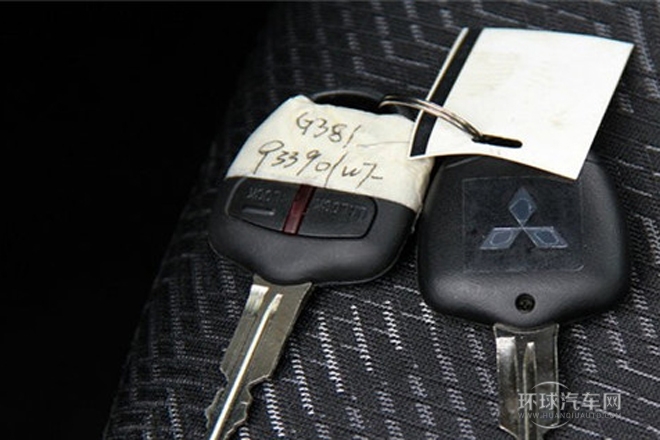 2013款 致炫版 2.0L 手動舒適型