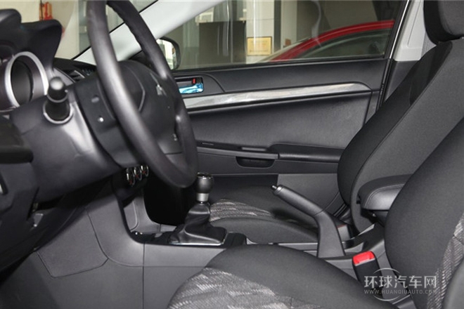 2013款 1.6L 手動經(jīng)典型