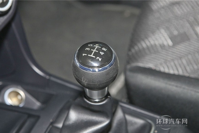2013款 1.6L 手動(dòng)經(jīng)典型