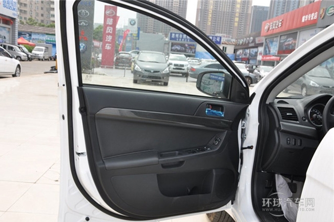 2013款 1.6L 手動(dòng)舒適型