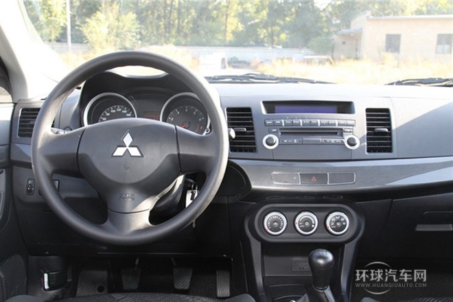 2013款 1.6L 手動舒適型