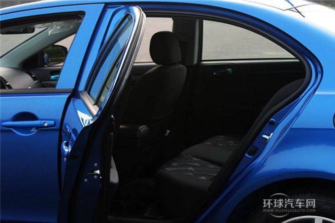 2013款 1.8L 手動舒適型 國V