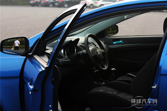 2013款 1.8L 手動舒適型 國V