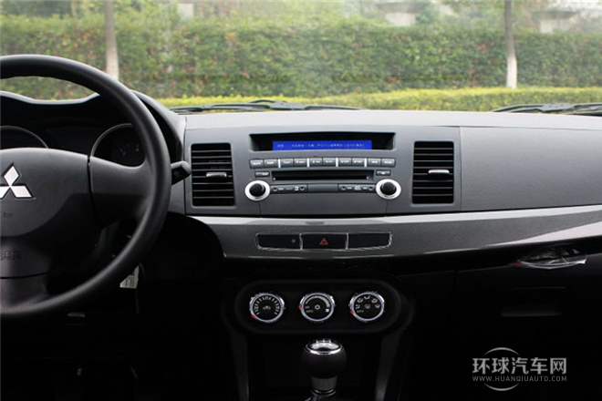 2013款 1.8L 手動舒適型 國V