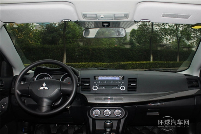 2013款 1.8L 手動舒適型 國V