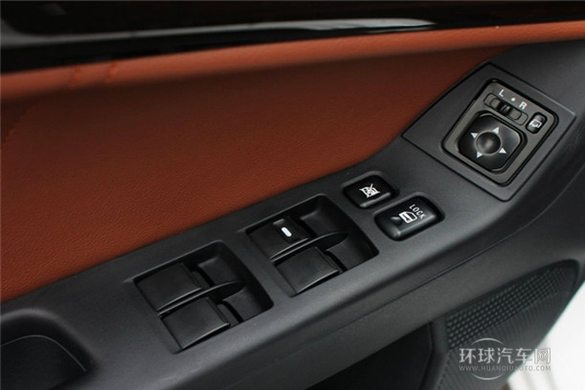 2013款 1.8L 自動豪華型 國V