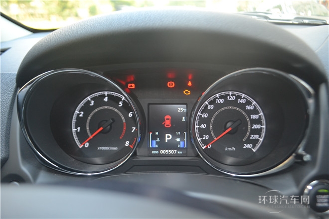 2013款 2.0L 四驅豪華型