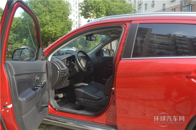 2013款 2.0L 四驅豪華型