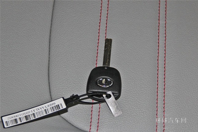 2014款 1.5L 兩驅(qū)豪華型