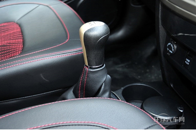 2012款 1.5L 兩驅舒適型