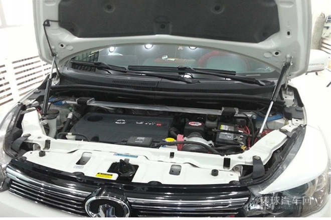 2012款 1.5L 兩驅豪華型