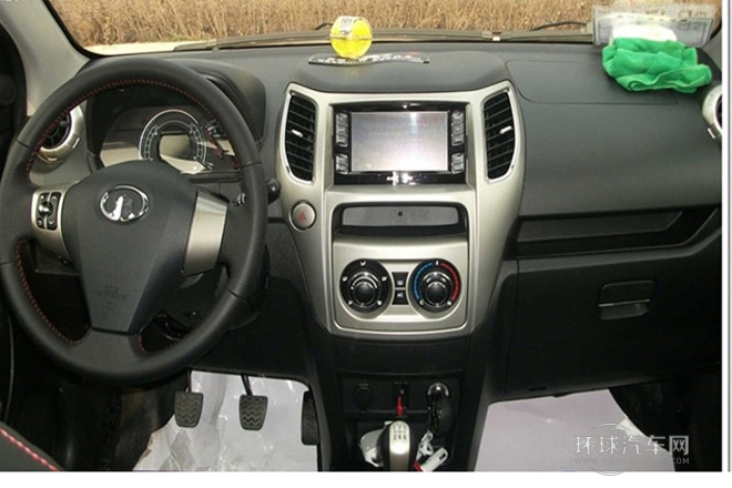 2012款 1.5L 兩驅豪華型