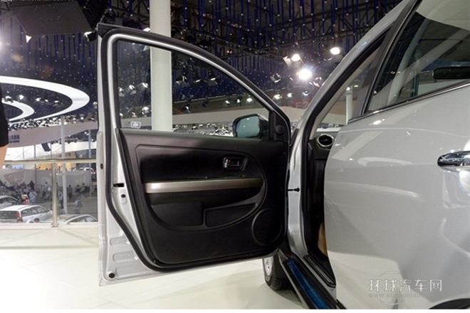 2012款 1.5L 兩驅精英型