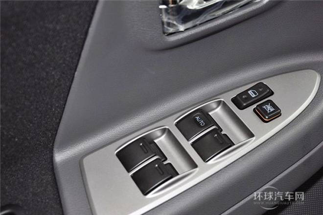 2013款 1.5T 手動尊尚型