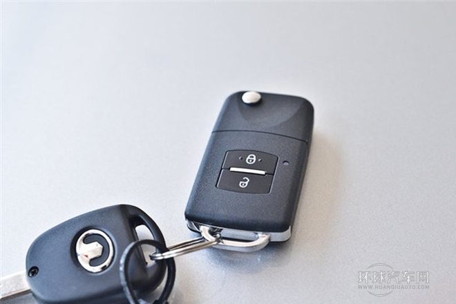 2013款 2.4L 自動舒適型