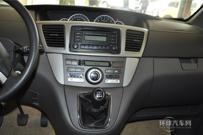 2013款 2.4L 自動舒適型