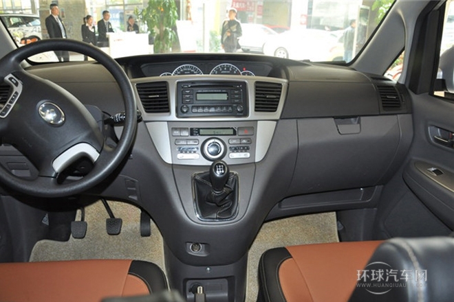 2013款 2.4L 自動舒適型