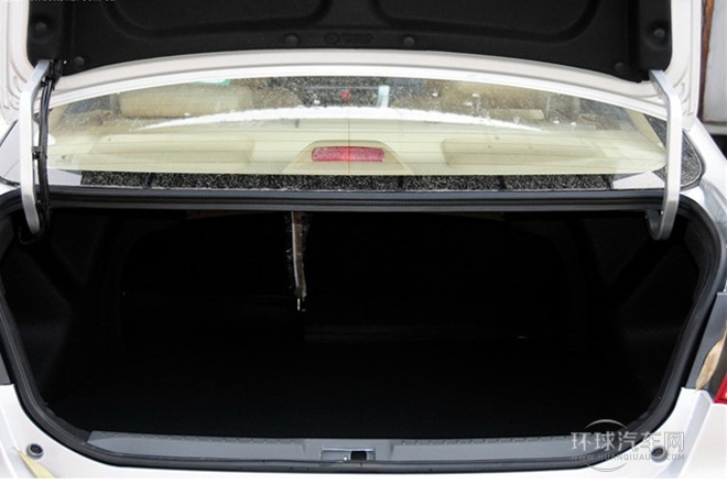 2013款 1.5L 手動舒適型