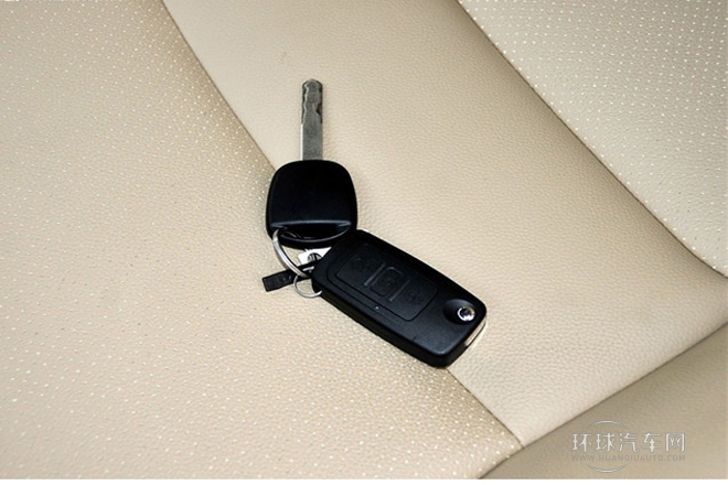 2013款 1.5L CVT舒適型